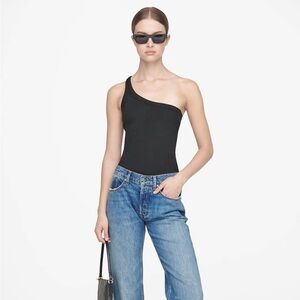 Anine Bing single strap tank top. Size medium. Black.